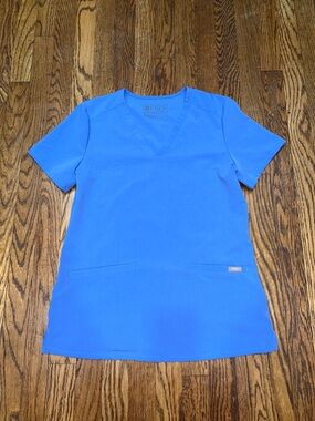 Figs Women's V-Neck Scrub Top - Blue